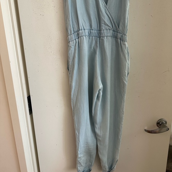 Cloth & Stone Chambray Jumpsuit - Picture 6 of 7